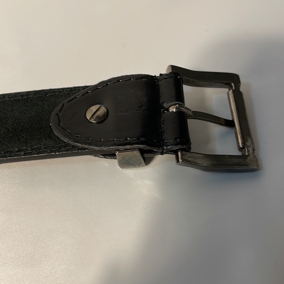 AMERICAN EAGLE BELT size S with eagles etched on belt. - Picture 5 of 7